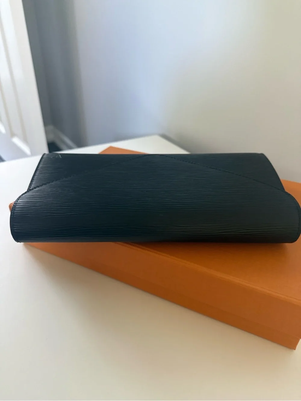 Louis Vuitton authentic pre